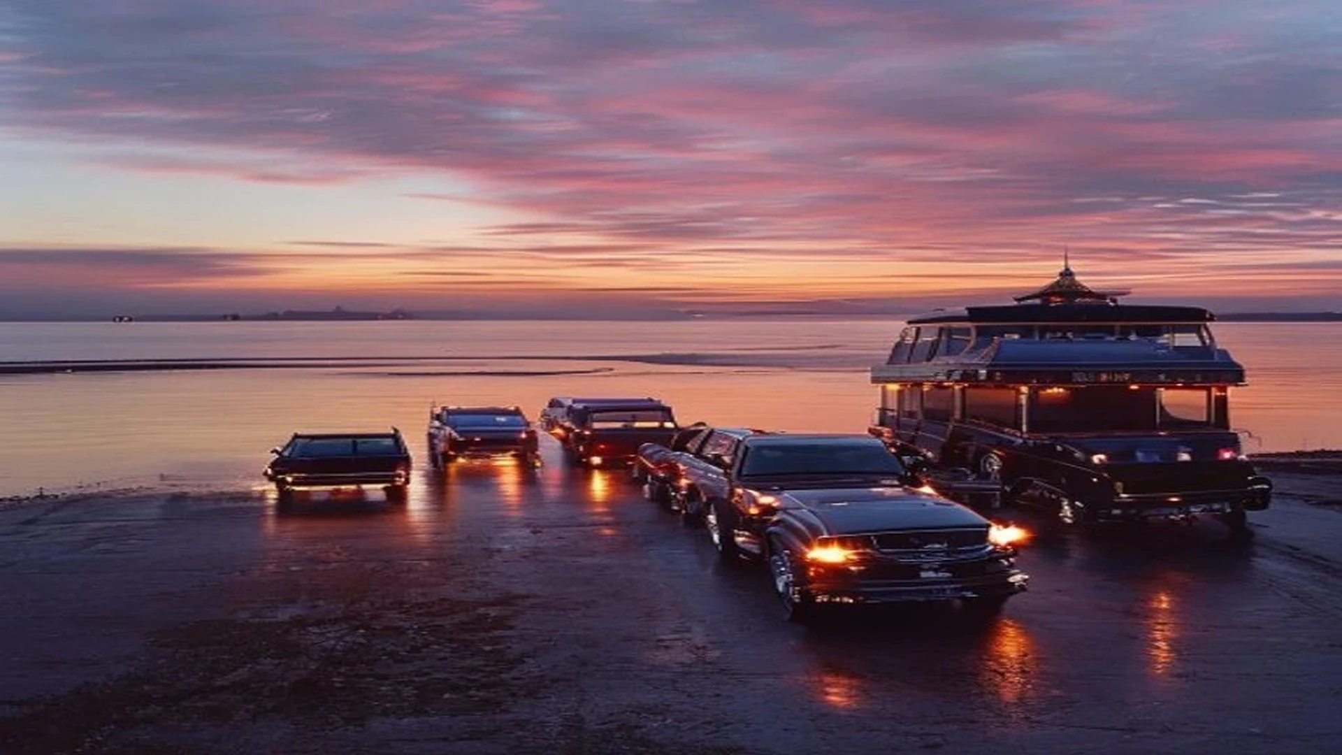 Royal Carriage party bus fleet